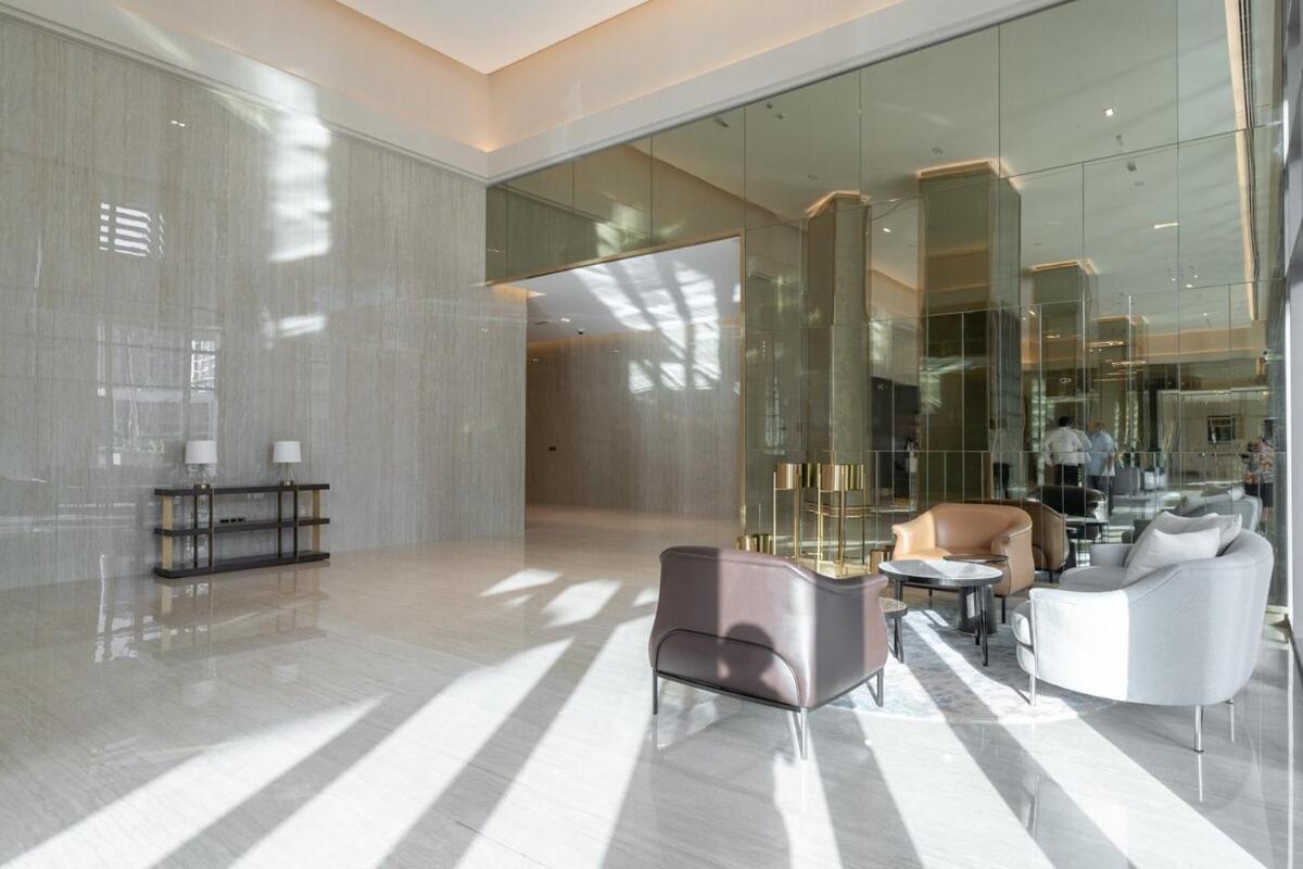 Cool 4-Bedroom Apartment With Burj Views At Bellevue Tower In Downtown Dubái Exterior foto