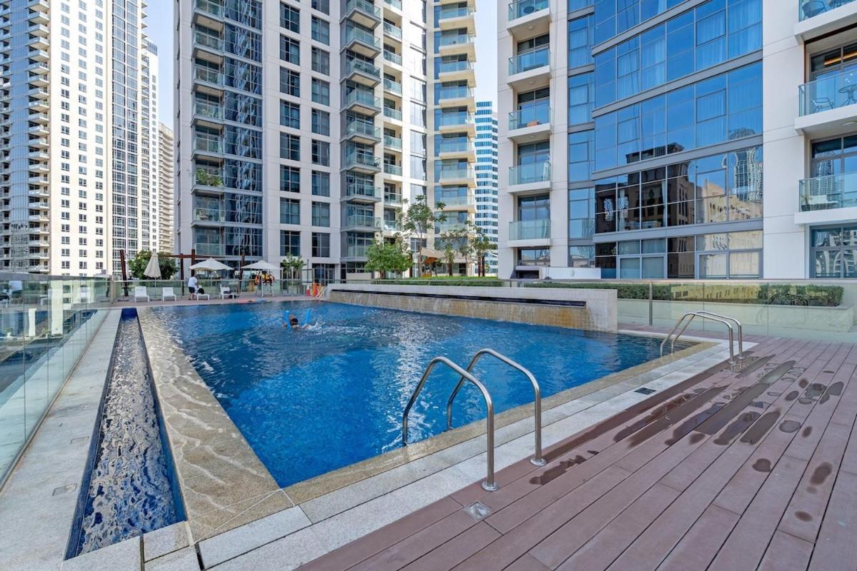 Cool 4-Bedroom Apartment With Burj Views At Bellevue Tower In Downtown Dubái Exterior foto